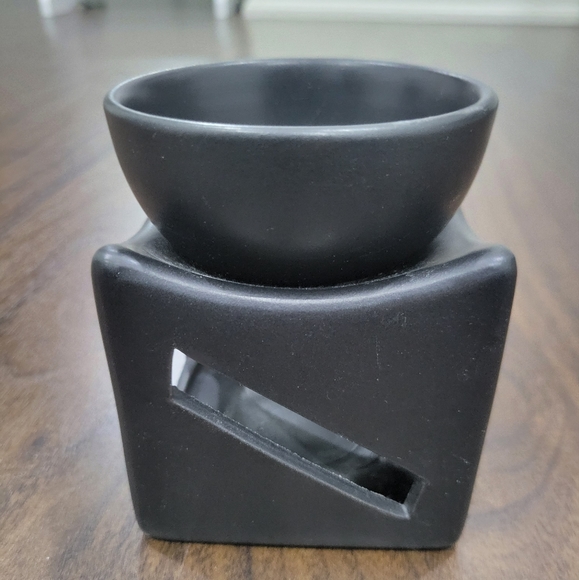 Ceramic Tealight Candle Holder Oil Burner - Picture 2 of 4